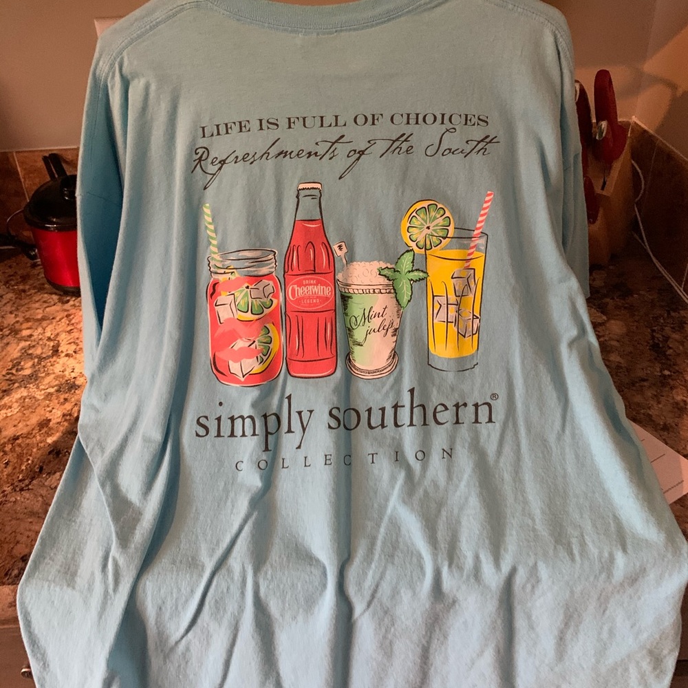 Simply Southern T-shirt size xxl (2xl)
